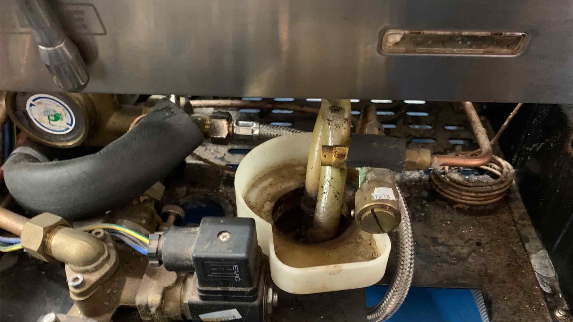 Reinigung der Siebträgermaschine - Arbeit die sich lohnt